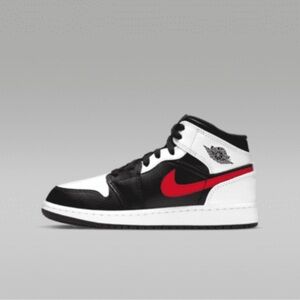 Nike Jordan 1 Mid Sneakers